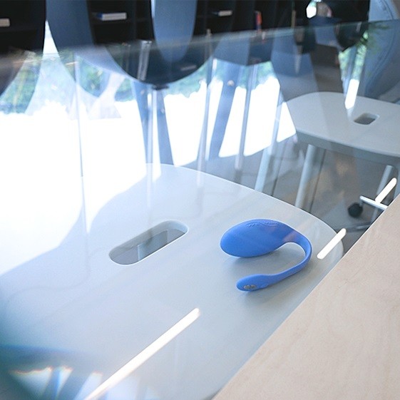 Виброяйцо с дистанционным управлением Jive Blue, Цвет: Голубой - секс-шоп Incognito Виброяйцо с дистанционным управлением Jive Blue, Цвет: Голубой (16)