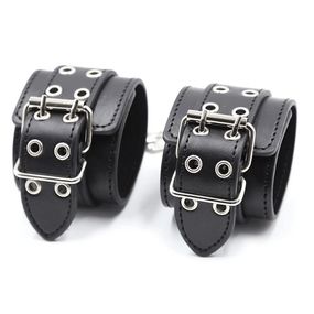 Наручники из искусственной кожи 