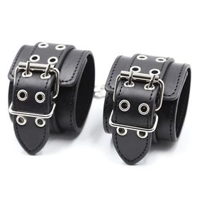 Оковы на ноги из искусственной кожи 
