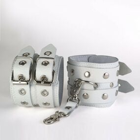 Наручники с двумя ремешками и пряжками 